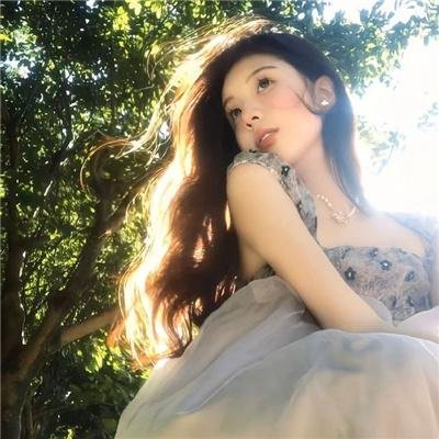 闺蜜的危险游戏封面